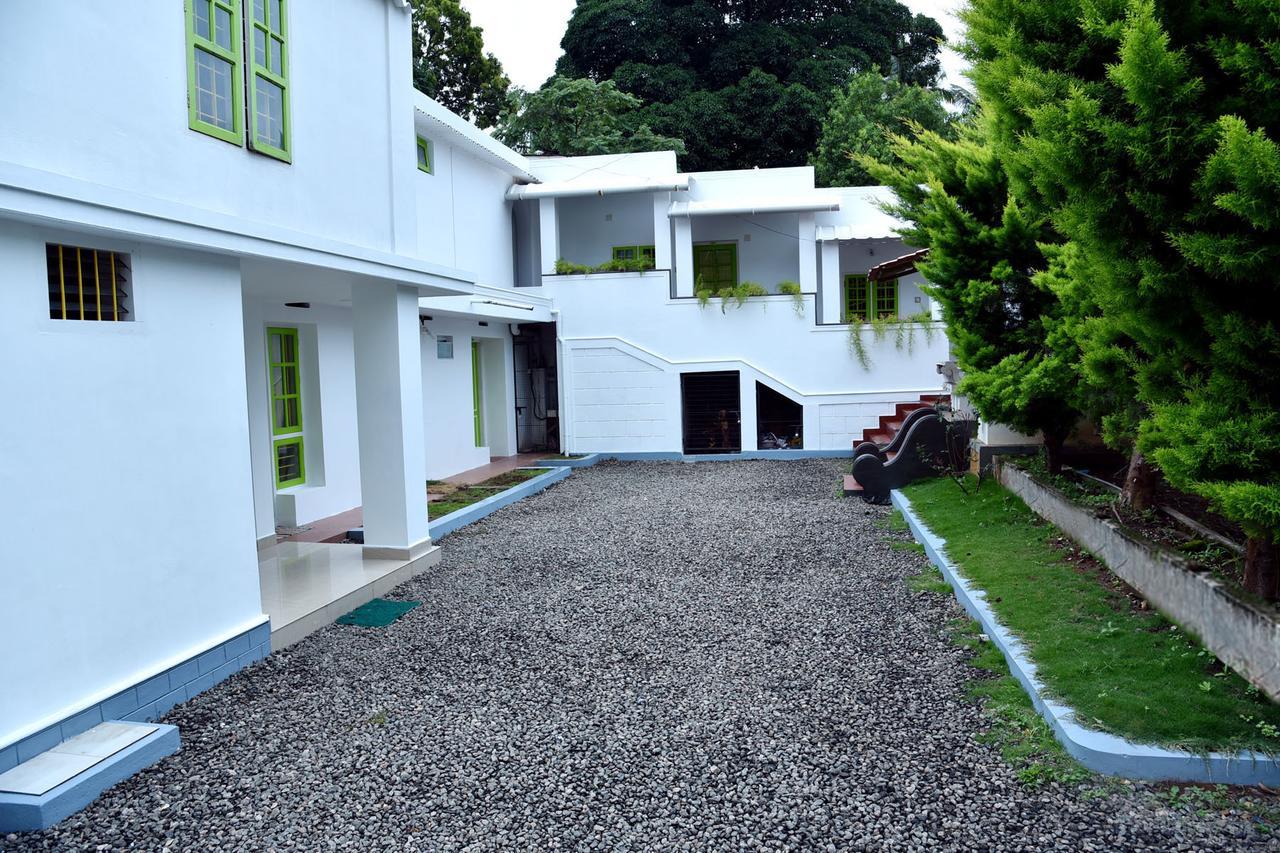Marayoor Holidays Maraiyur Экстерьер фото