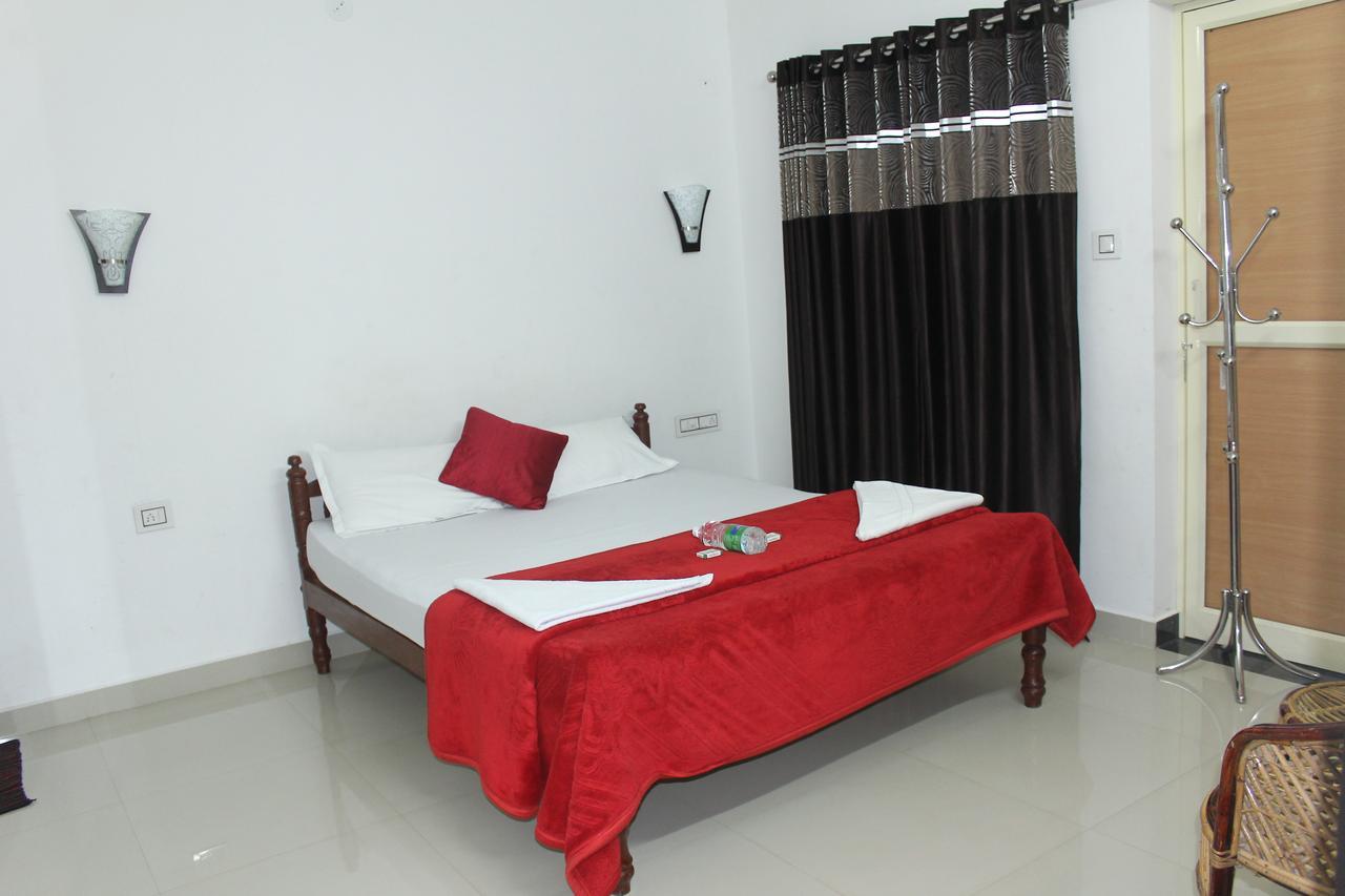 Marayoor Holidays Maraiyur Экстерьер фото