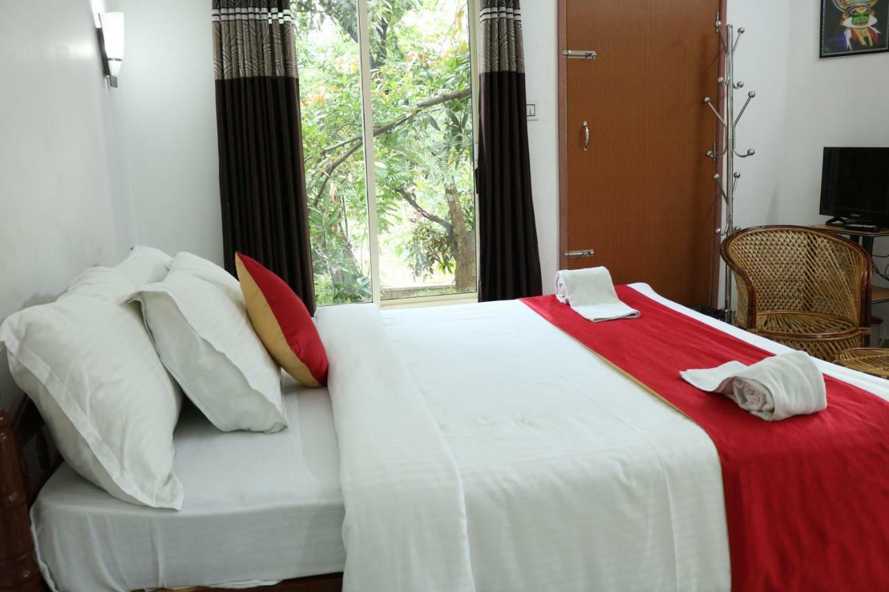 Marayoor Holidays Maraiyur Экстерьер фото